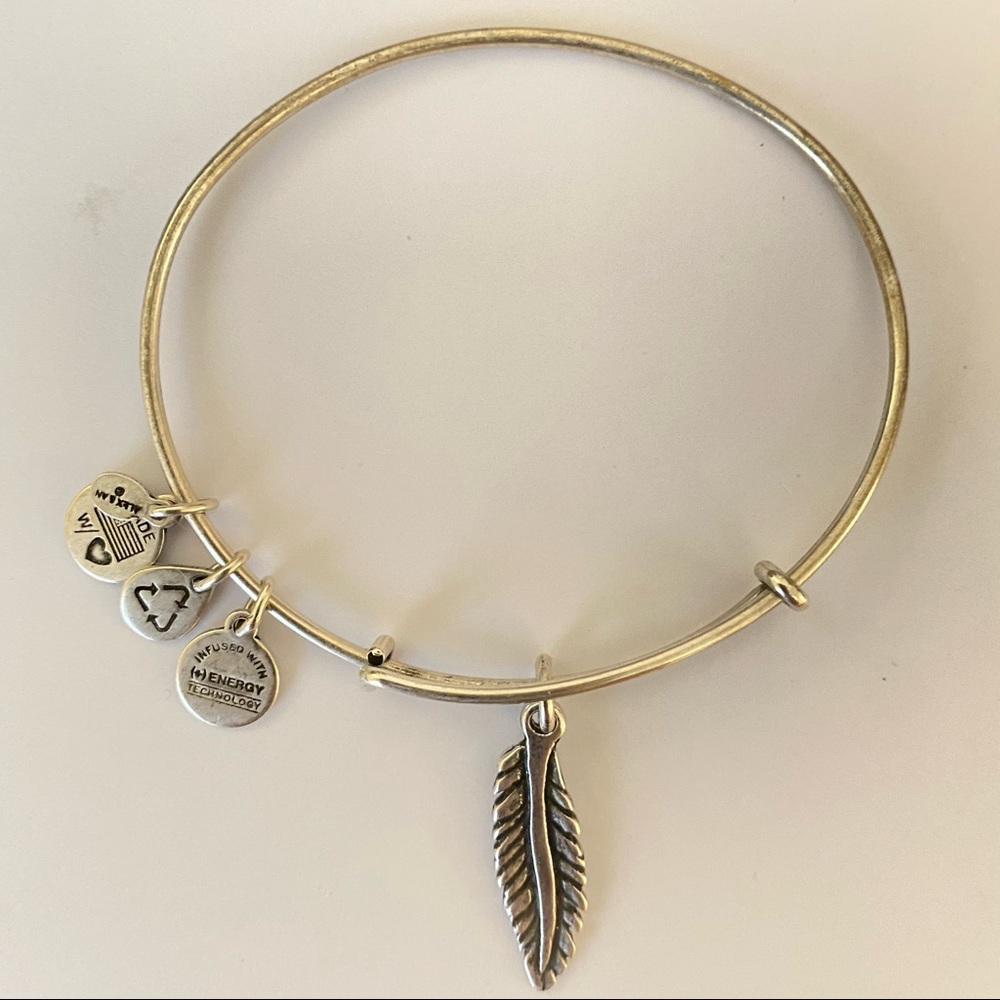 •Alex and Ani feather charm bangle•